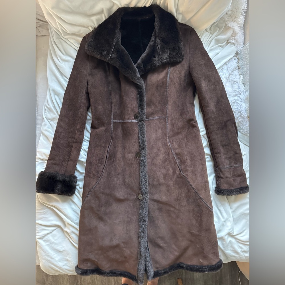 Women's Brown Suede Coat 
Size XS 
Fits like a Small